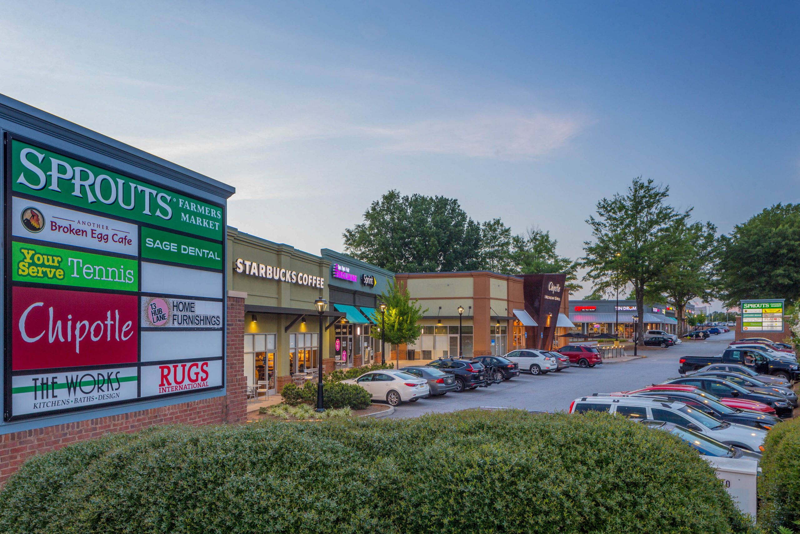 Roswell Market Place - Image 1