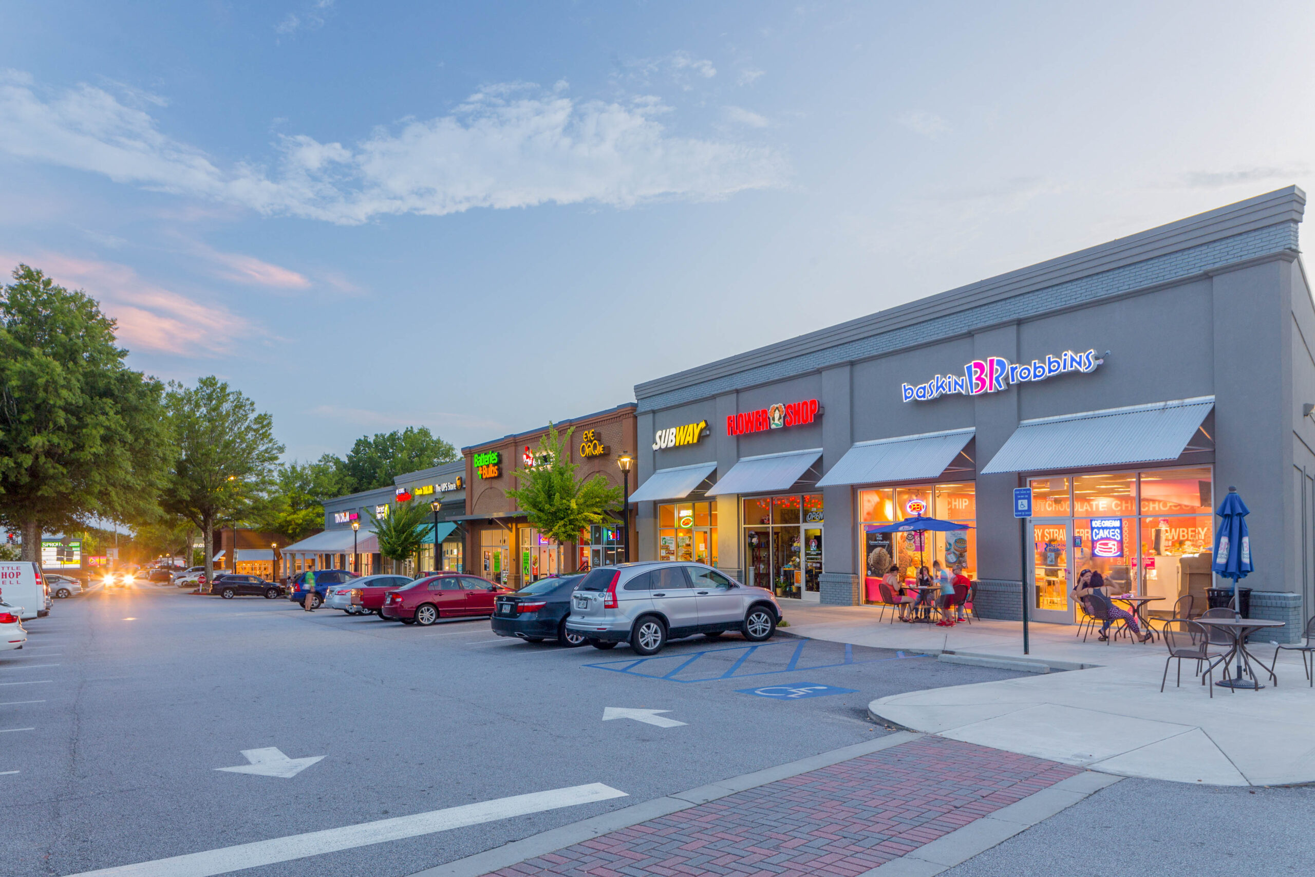 Roswell Market Place - Image 11