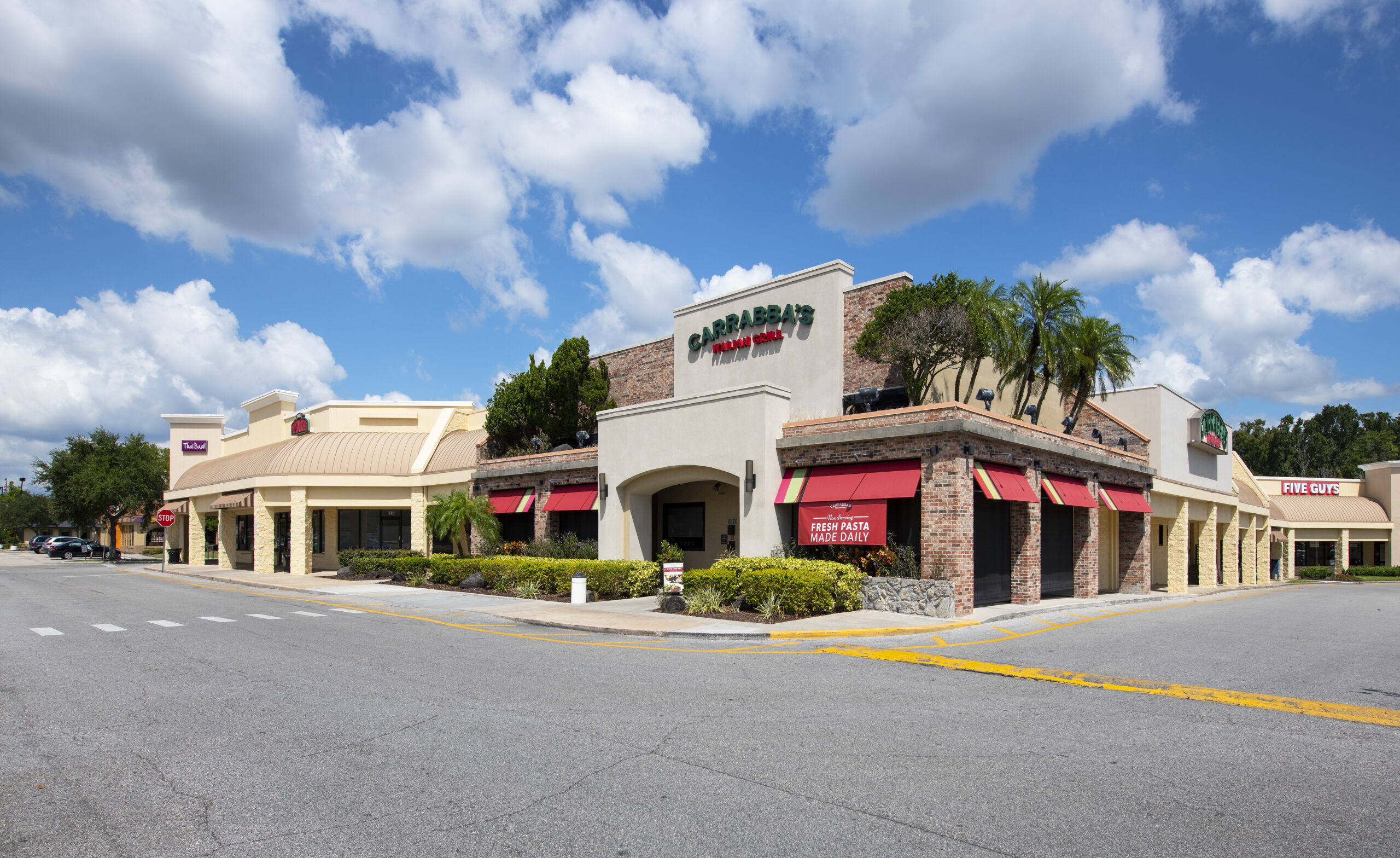 Red Willow Plaza - Image 4