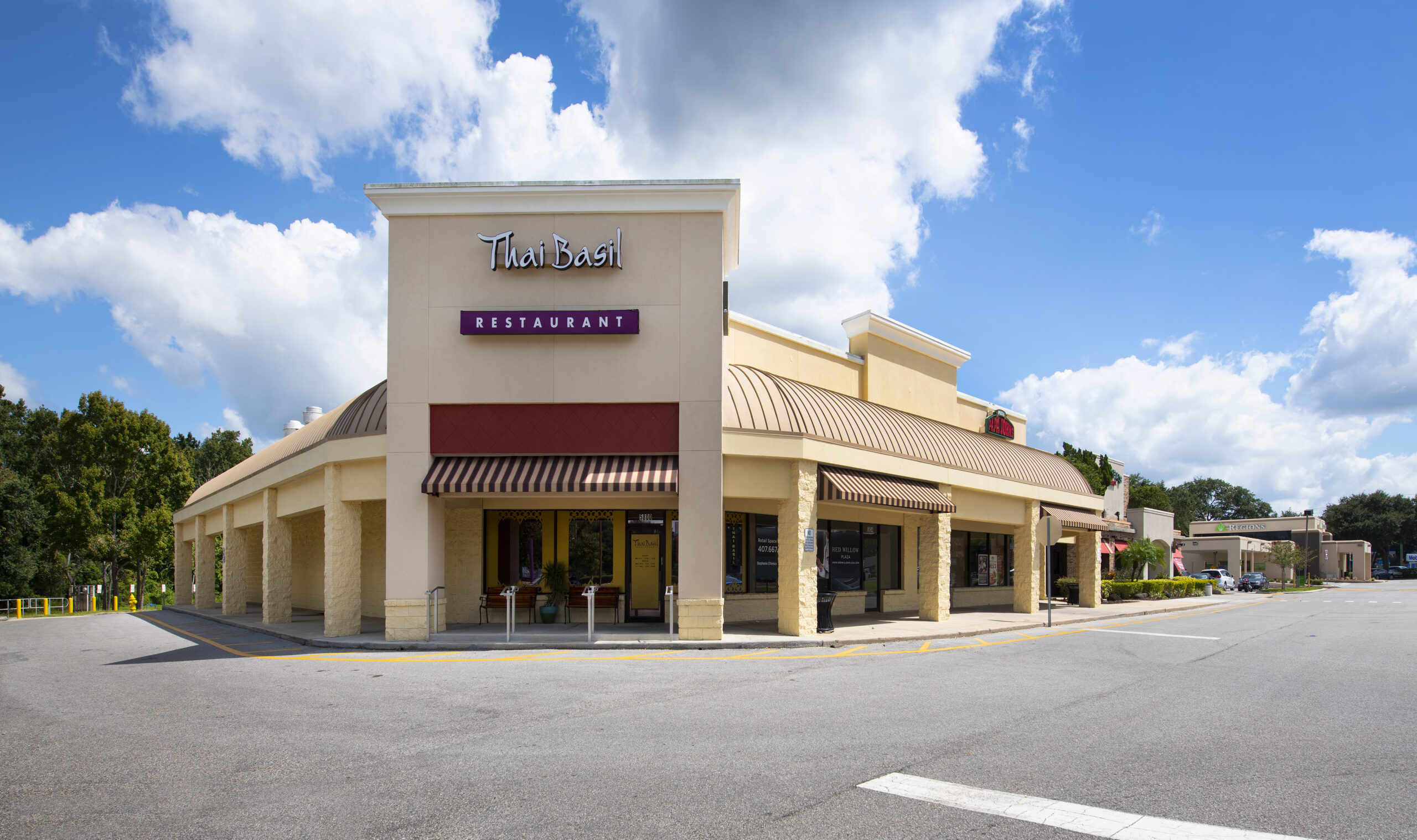 Red Willow Plaza - Image 3