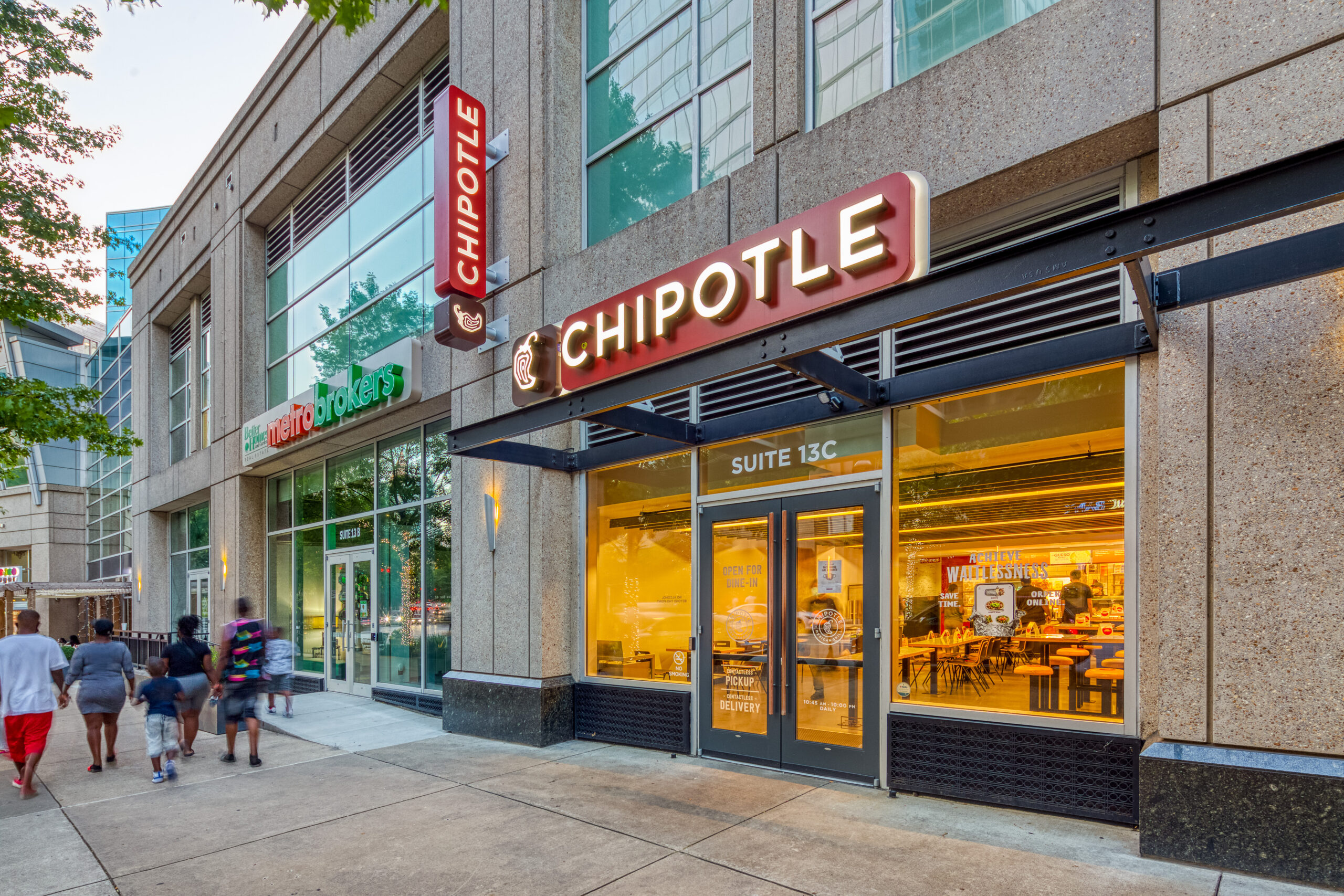 1010 Midtown - Image 5