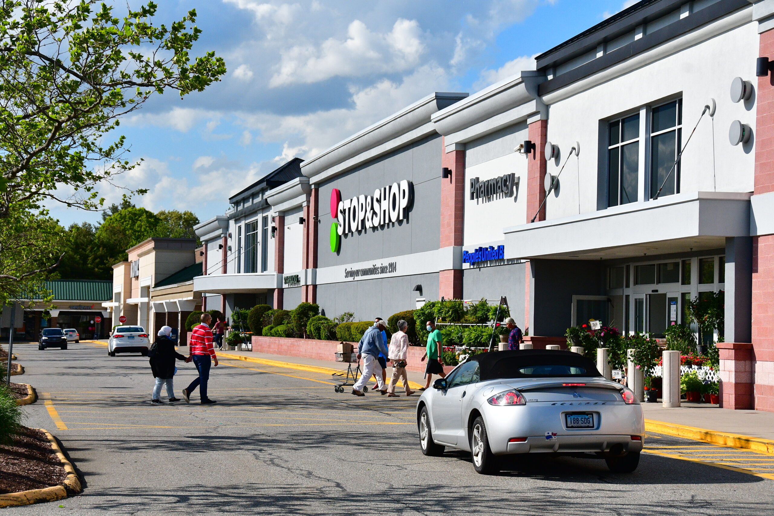 Groton Square - Image 1